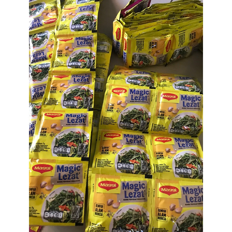 

maggi magic lezat 1 renceng isi 12