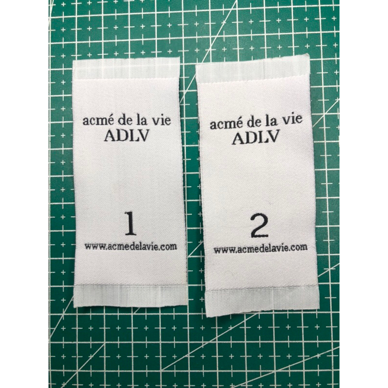 

ADLV TAG ALL SIZE LABEL WOVEN RAJUT BORDIR COTTON SUPER PREMIUM CO 1X DI KIRIM 600PCS
