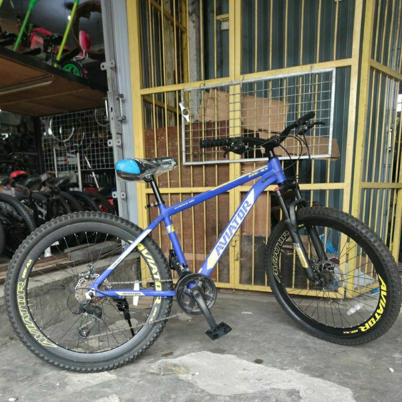 sepeda gunung BEKAS siap pakai MTB  Aviator speed 2 x8 frame Alloy discbrake ukuran ban 27,5