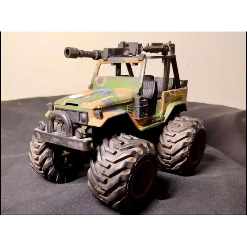 TOYOTA LAND CRUISER FJ40 MILITARY TACTICAL MONSTER TRUCK DIECAST 1:32