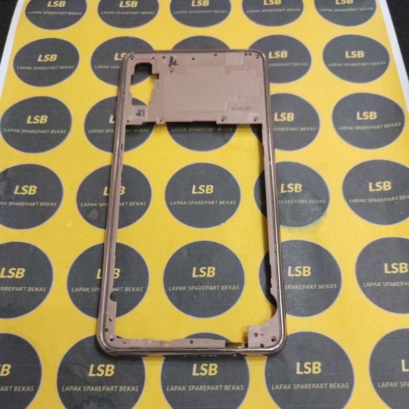 REAR ASSY MIDLE FRAME SAMSUNG A7 2018 A750 GOLD ORIGINAL BEKAS