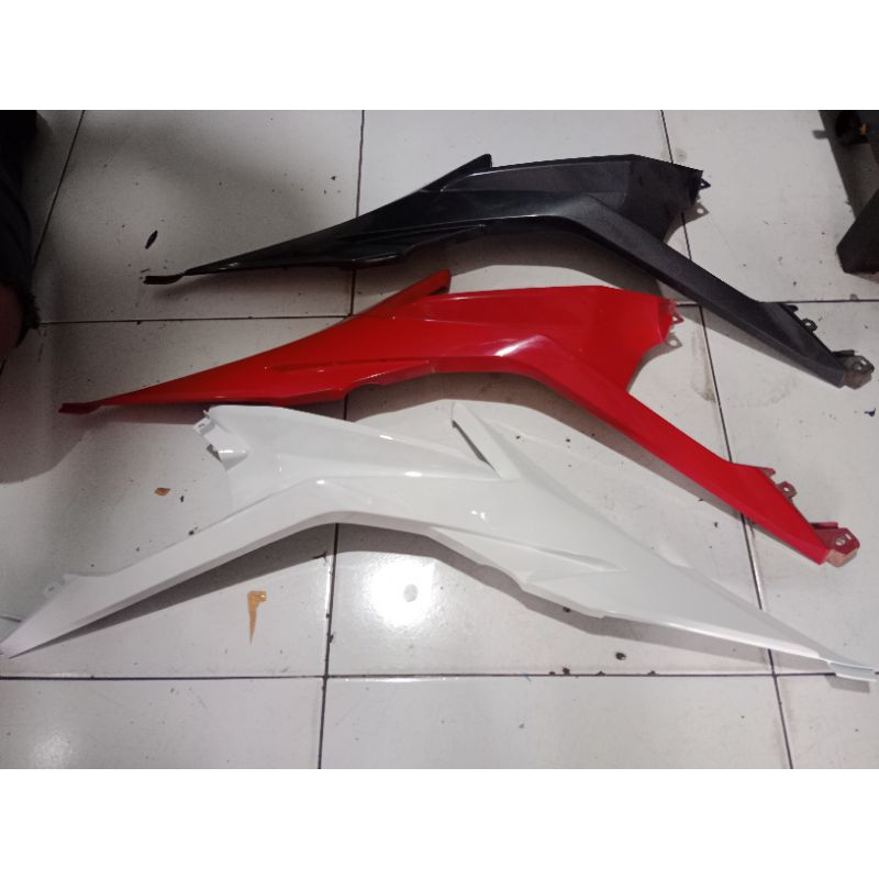 Sambungan fairing CBR 150r facelift