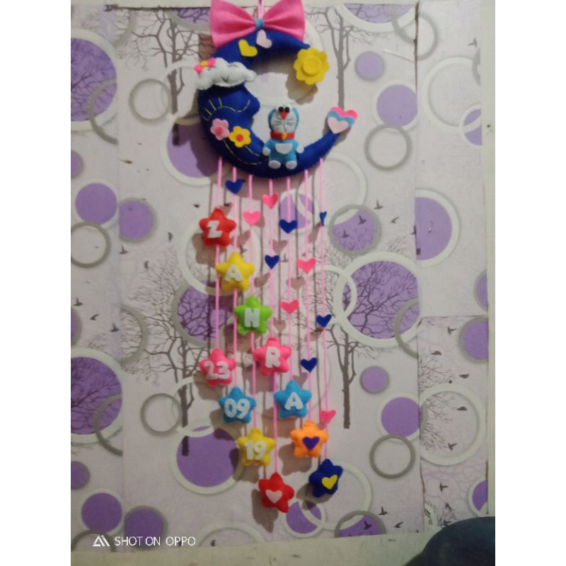 hiasan nama kain flanel