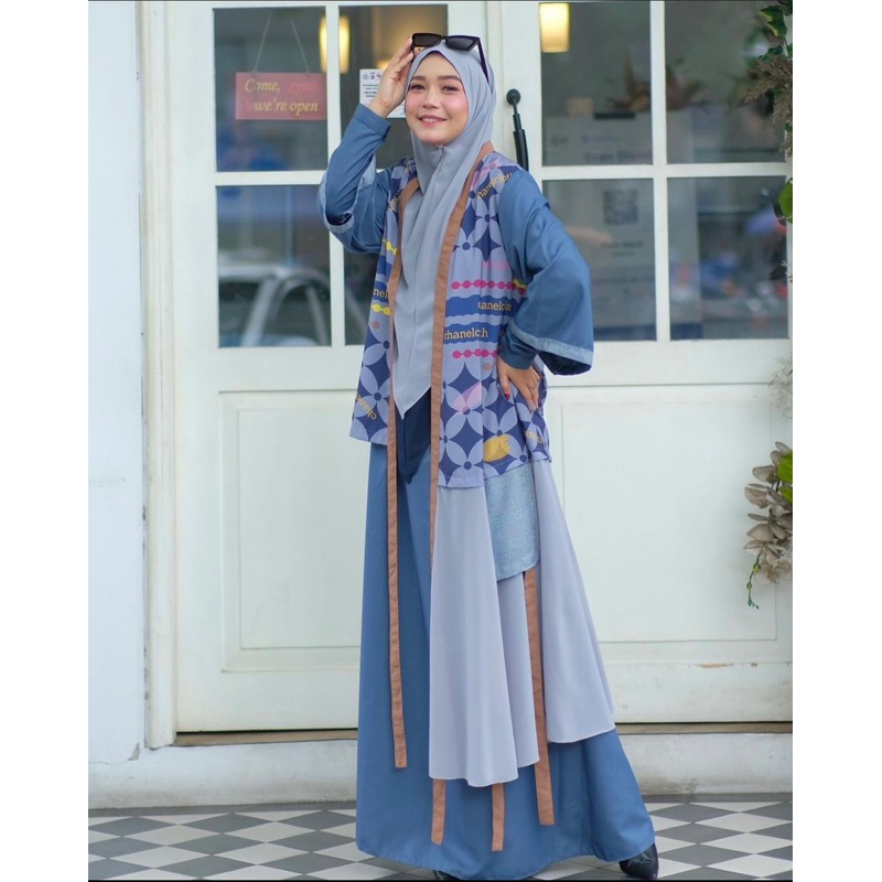 Aurel Set by Chanel Cloth