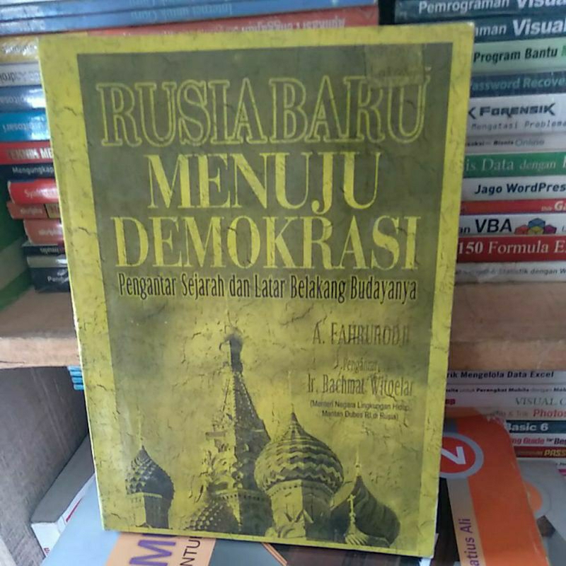 Rusia Baru menuju demokrasi buku bekas yang ori