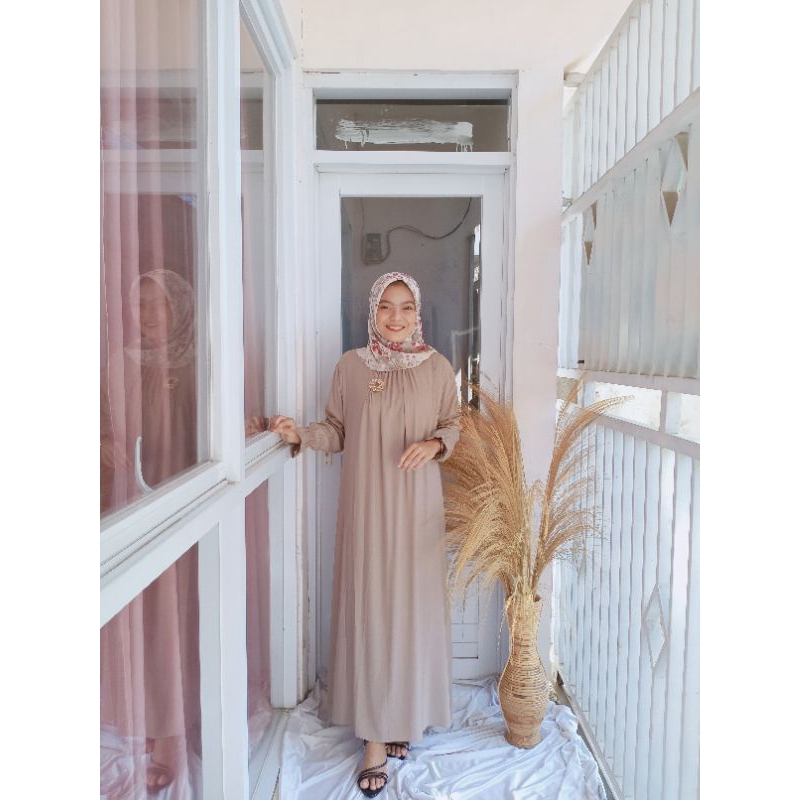 Alisha Dres Wanita Gamis Perempuan Hitam Bahan Rayon Motif Polos Elegant