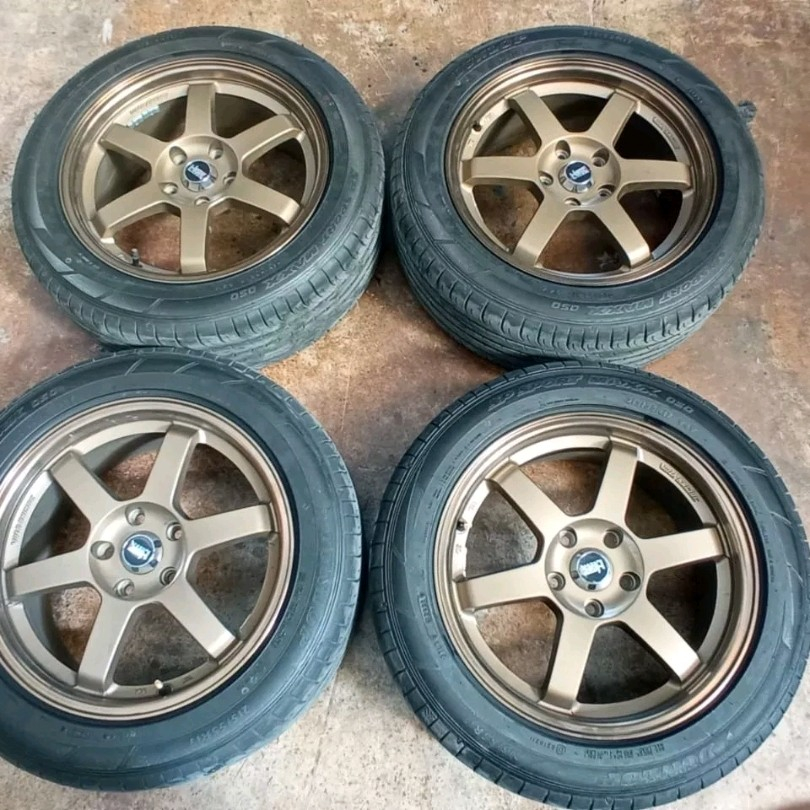 VELG MOBIL HSR TOKYO R17X7,5 5X114 ET40 BAN 215 55 R17 HRV INOVA CAMRY