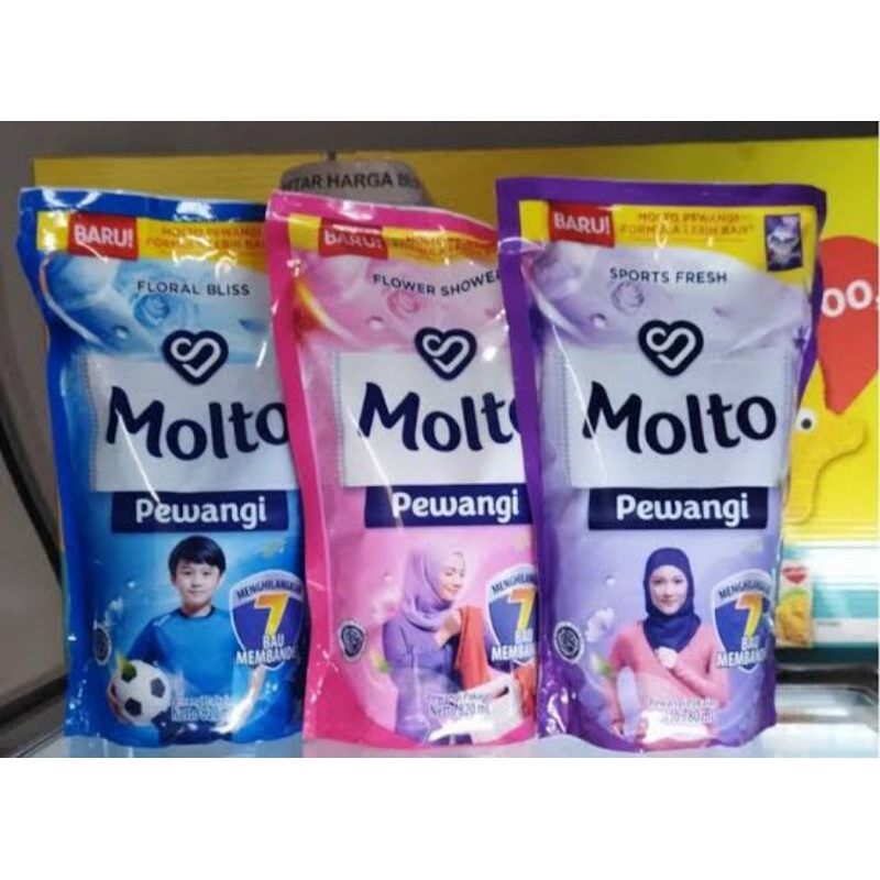 Molto pewangi pakaian 780ml