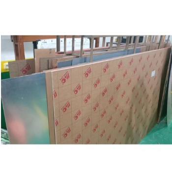 

Akrilik Lembaran Bening 4mm UKURAN 122x244 CM MARGA CIPTA
