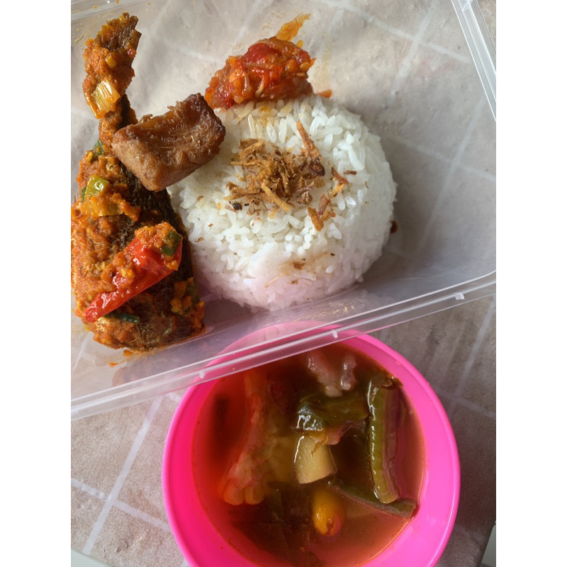 

open catering ayam bakar taliwang