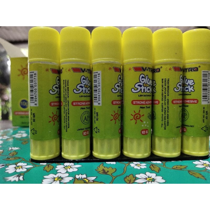 

LEM PEREKAT Glue stick