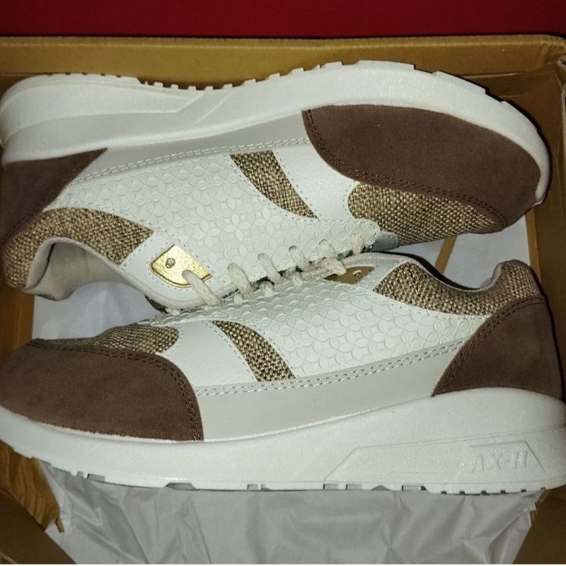 Sepatu Aerostreet X Gibran Batik Series 2 size 43 BNIB