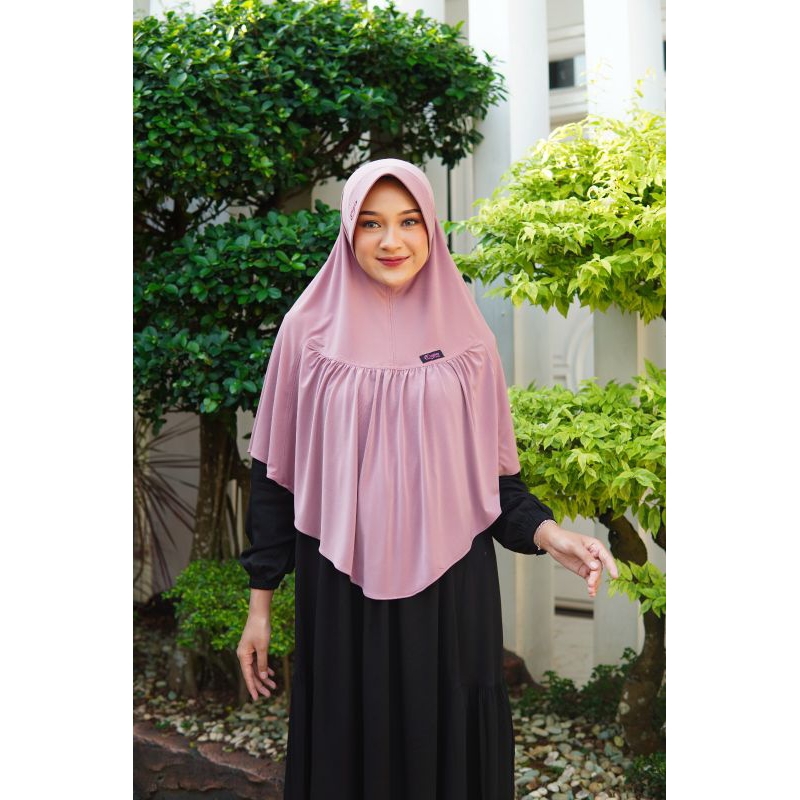 Bergo latifa kerudung instan qeysa hijab jersey stella jumbo