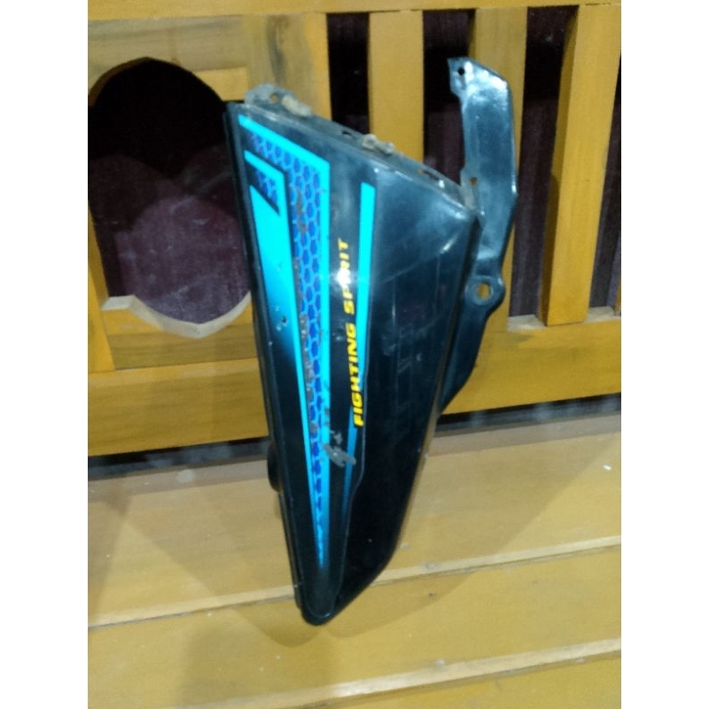 bok bok tutup cover body bodi samping accu aki Yamaha RX king original