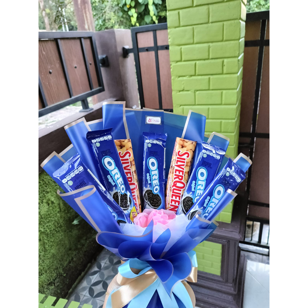 Buket Coklat/Buket Wisuda/Buket Bunga/Buket Uang/Bisa Request