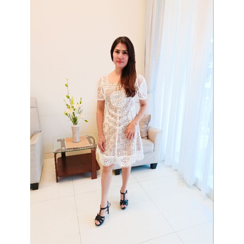 White dress bordir lace