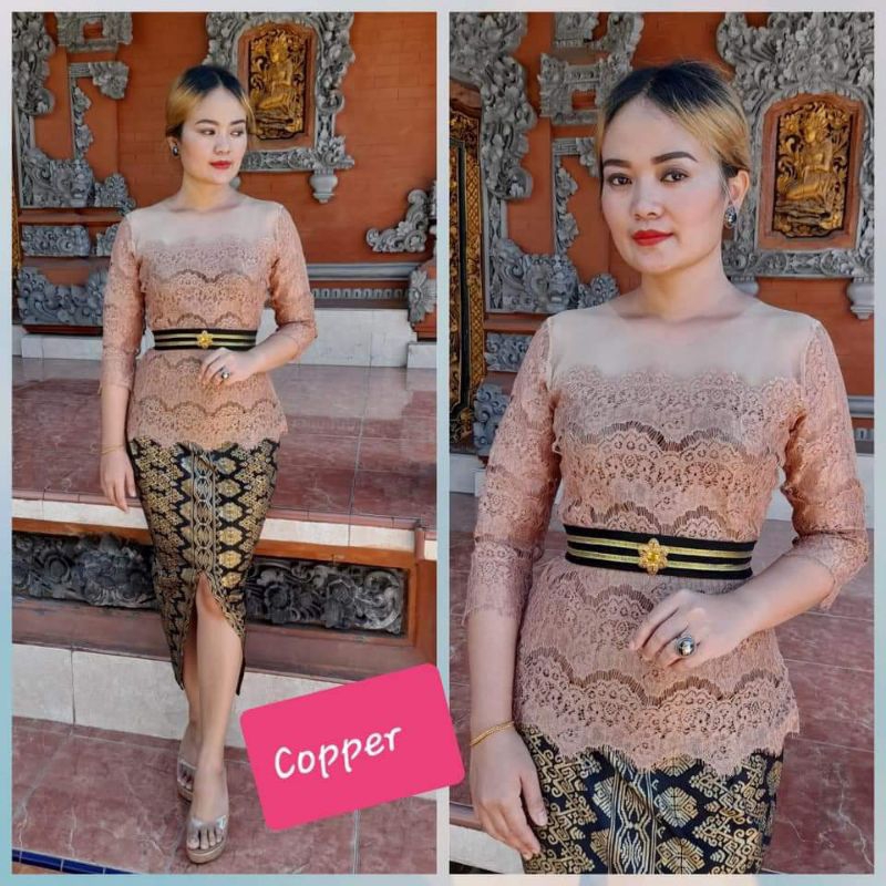 Setelan kebaya bali