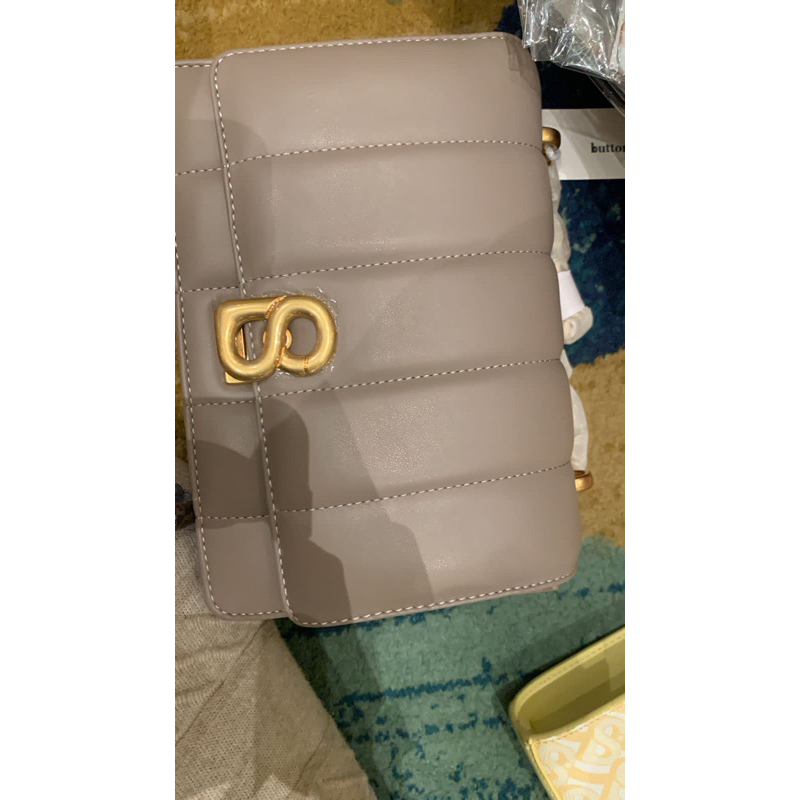 nora bag button scarves asis