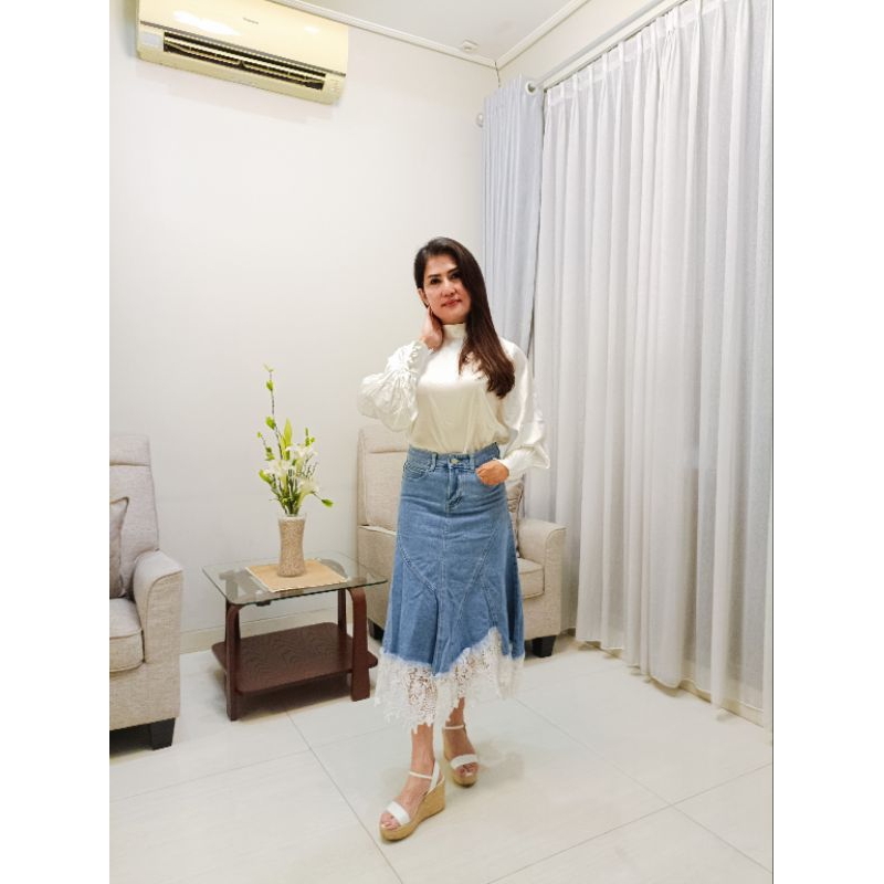 white victorian style satin top