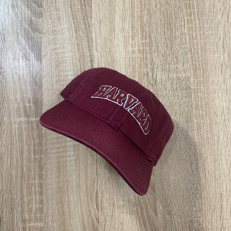 harvard cap