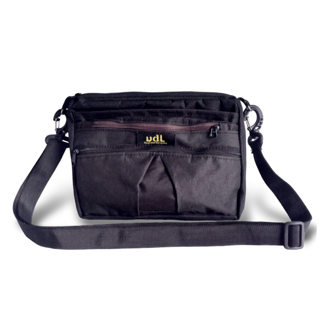 Slingbag Hitam Polos  / Sling Bag Cowok Pria /  Tas Selempang Multifungsi / Tas Bahu Murah Jogja