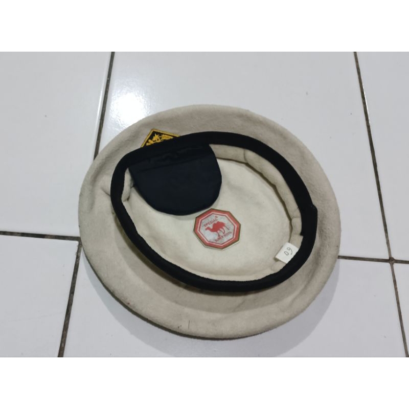 Baret PutihFkppi camel