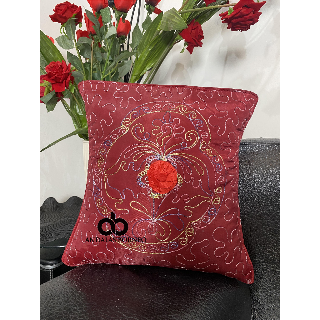 Sarung bantal sofa bordir motif 1 bunga set 5 PCS 30x30 andalas borneo murah warna merah tua dark re