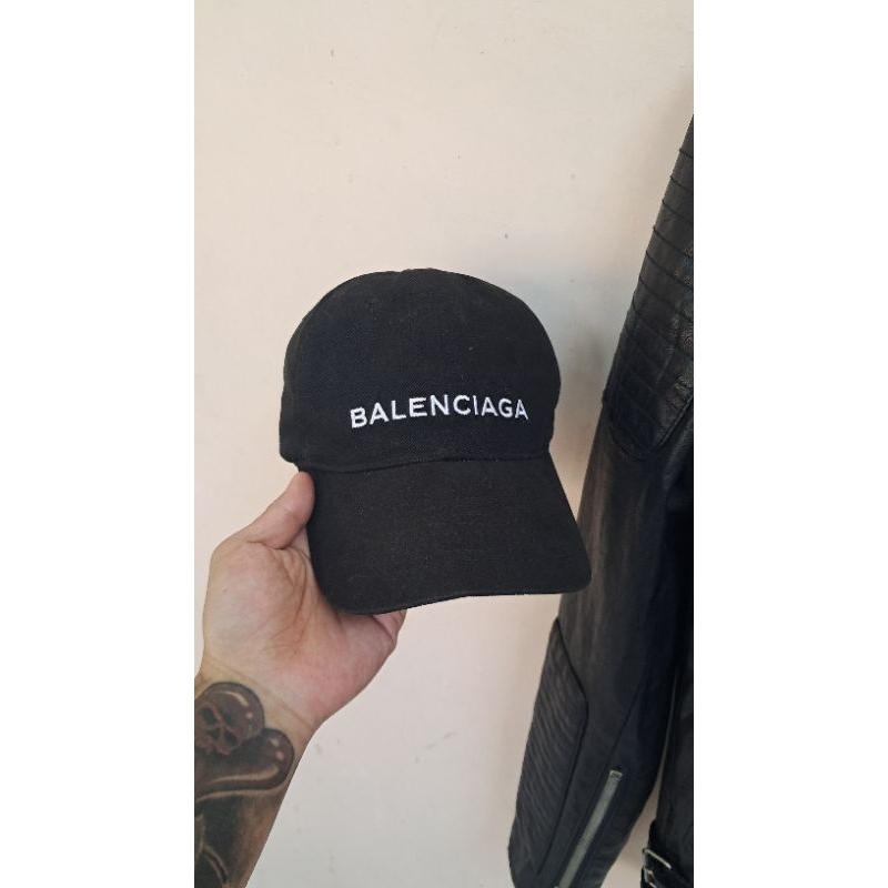 topi balenciaga cap