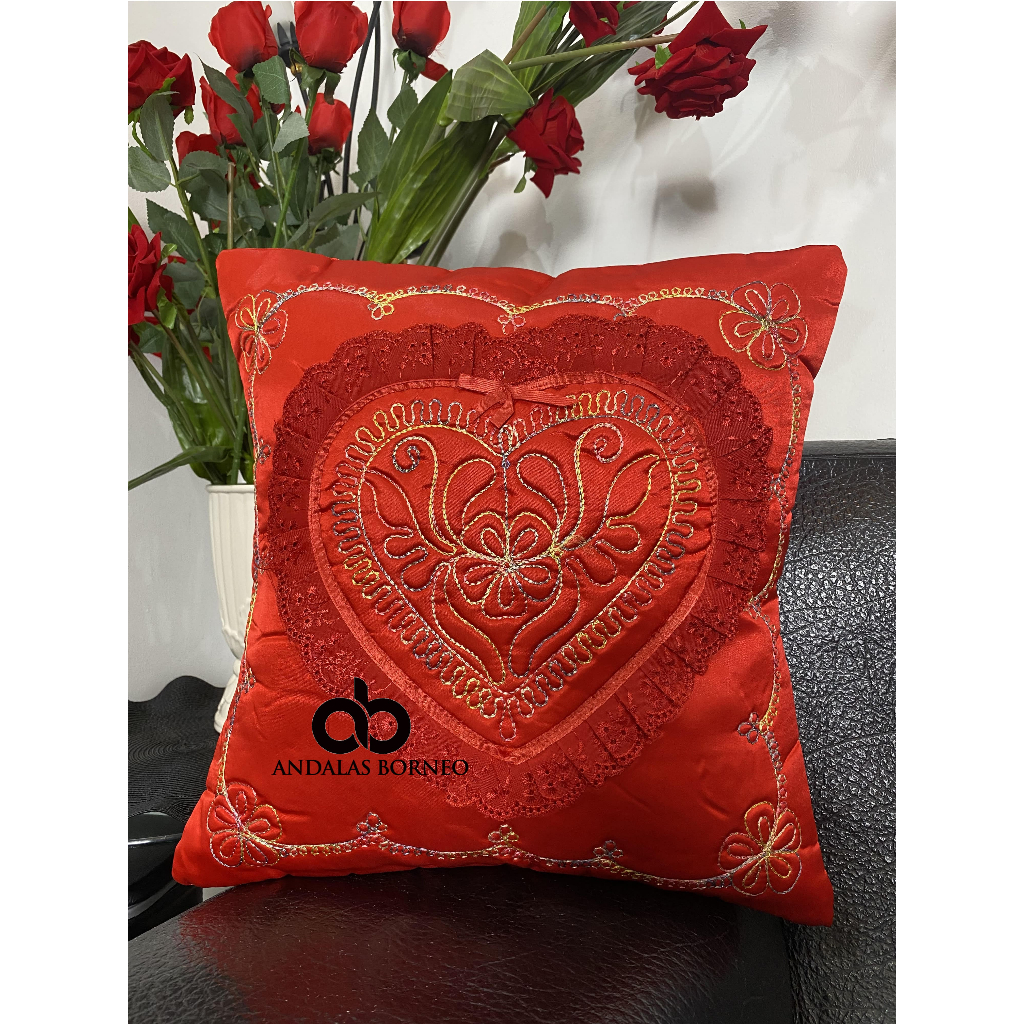 Sarung bantal sofa bordir motif love hati set 5 PCS 30x30 andalas borneo warna merah red