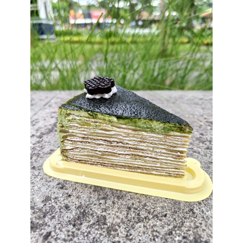 

RB Mille Crepes Chocolate Slice crepes kue milles crepes Milles crepe Dessert viral