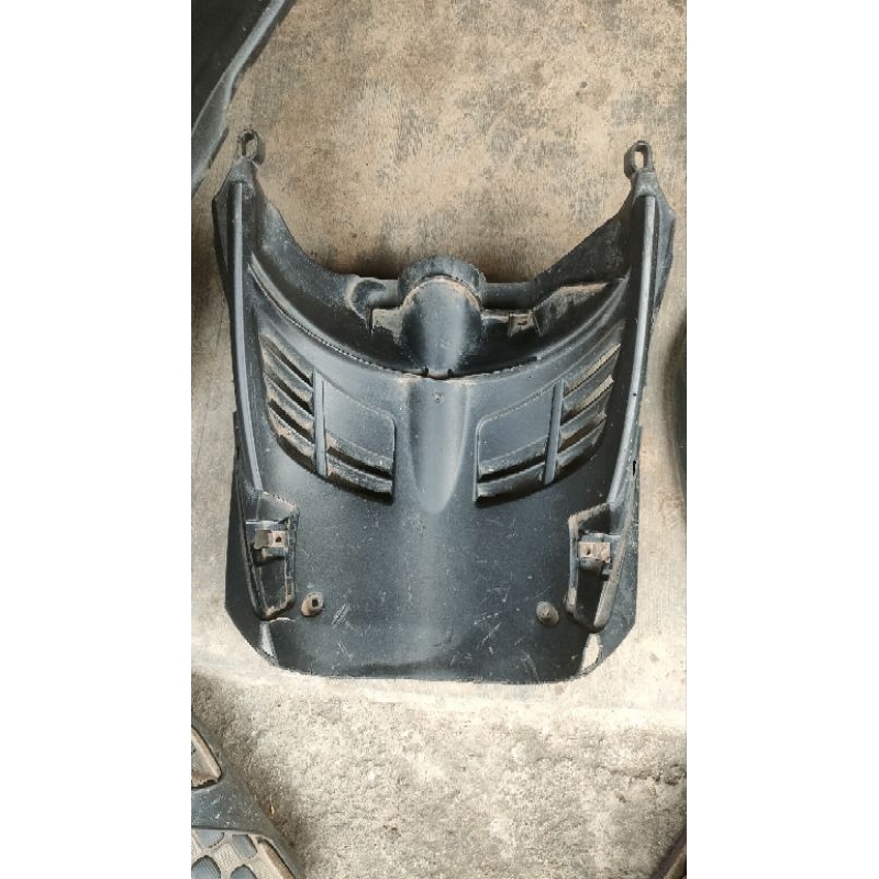 body motor dek paruh depan bawah Yamaha Mio soul gt