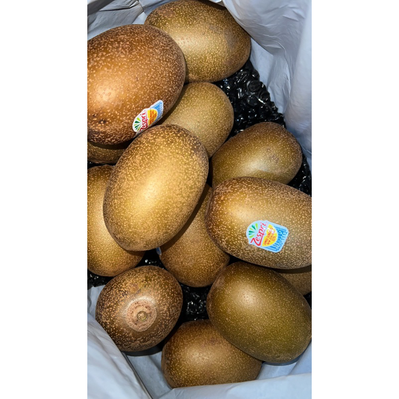 

Kiwi Sungold - Manis dan Tidak Gatal (per kg)