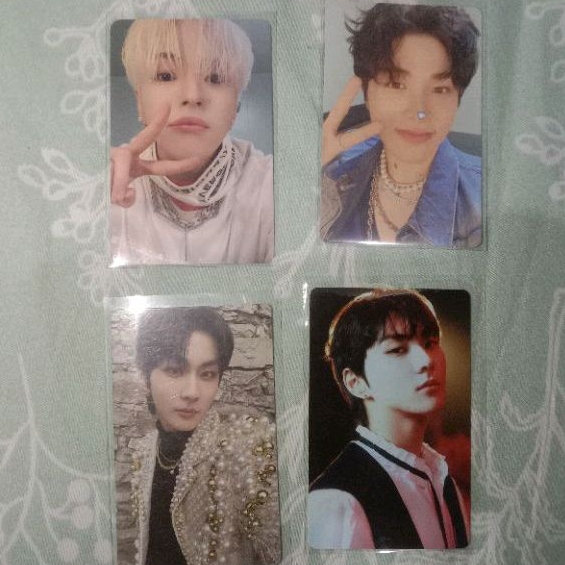 JUAL PC OFFICIAL TREASURE HELLO ENHYPEN DARBLOOD