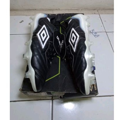 Umbro Speciali Eternal FG AG