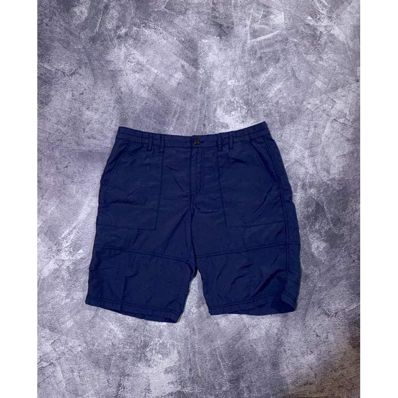 Celana pendek polham