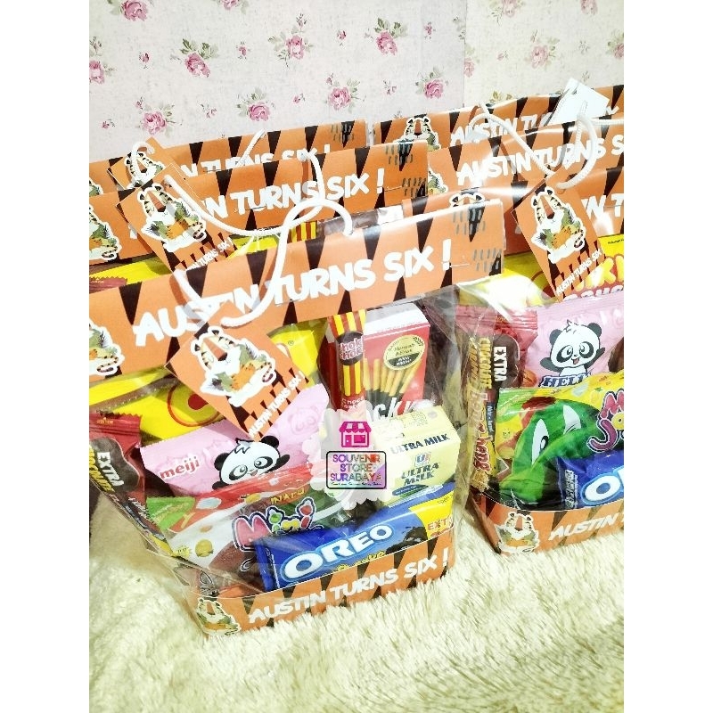 

Premium Custom Paper Snack Plastik || Snack Label custom tema | | Parcel Ulangtahun Surabaya|| Snack ultah anak