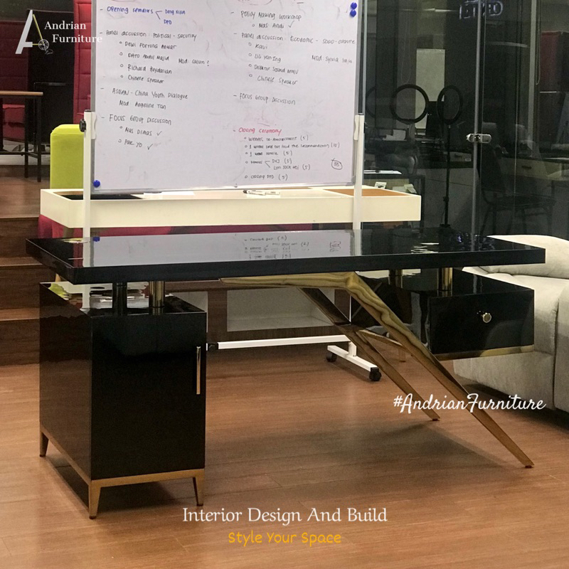 Meja Kerja / Kantor Direktur Modern Minimalis HPL & Stainless Steel