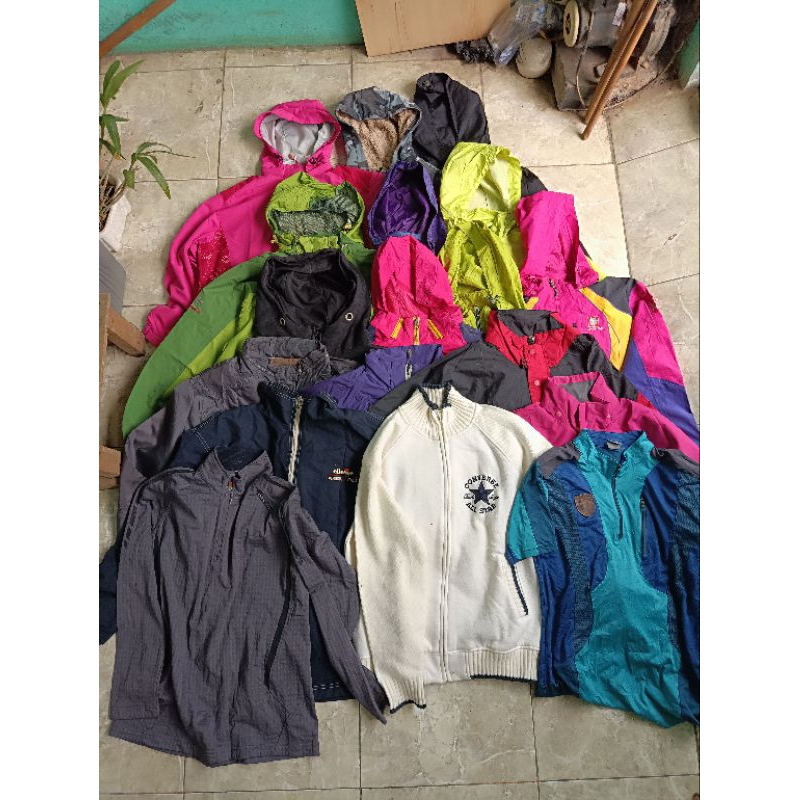 Borongan Jaket Outdoor Murah
