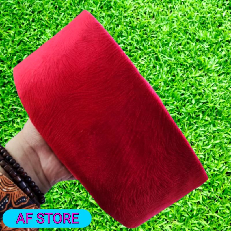 PECI MOTIF BULU WARNA MERAH TINGGI 9-10-11cm