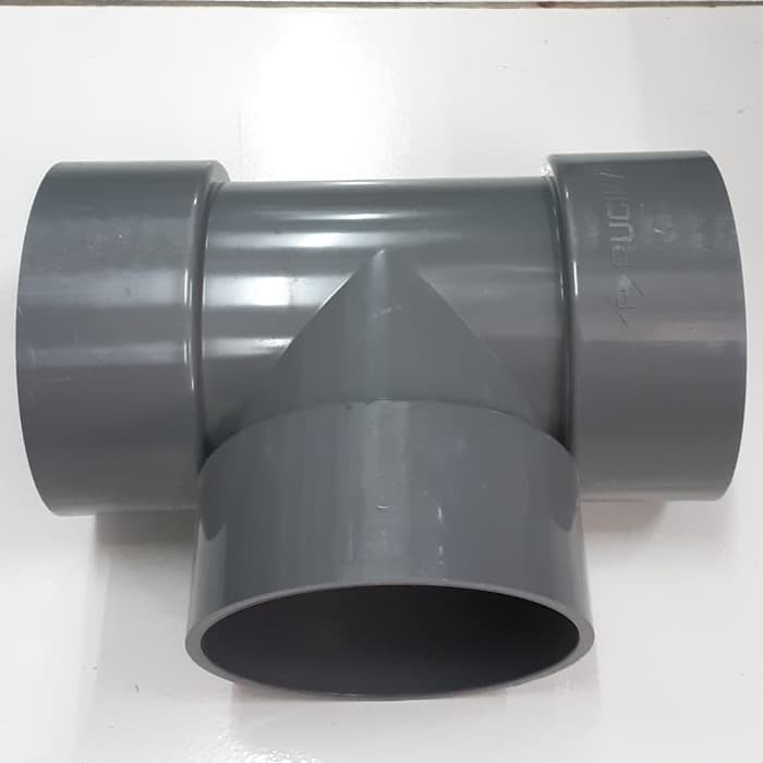TEE PVC RUCIKA 4" D