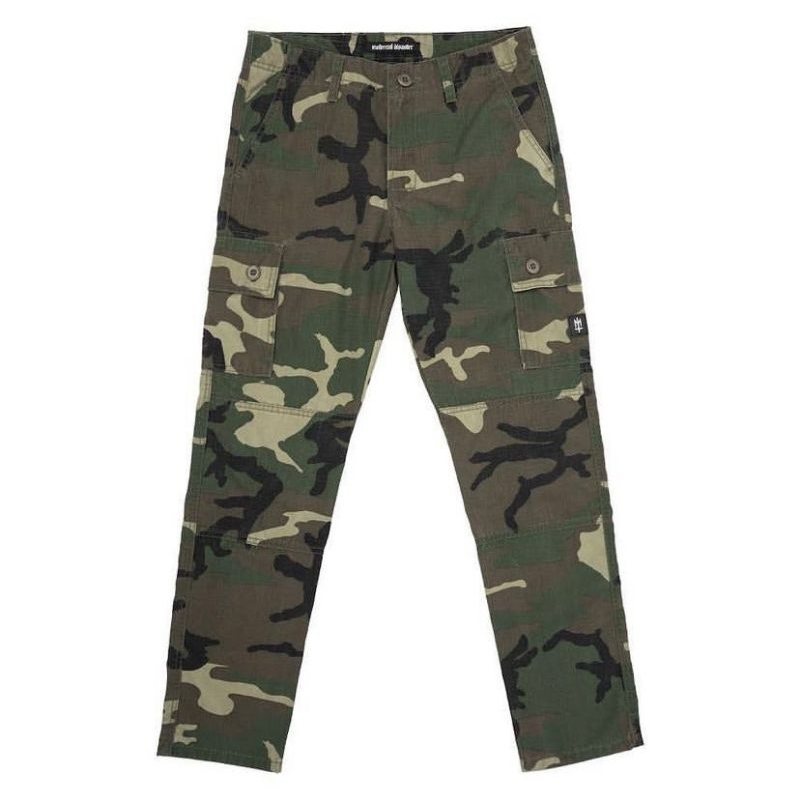 Cargo Camo Maternal Disaster