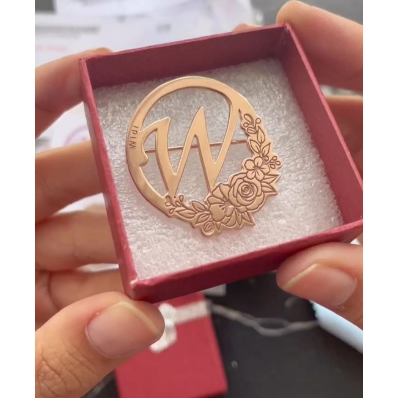 Bros jilbab wanita bunga huruf lapis emas