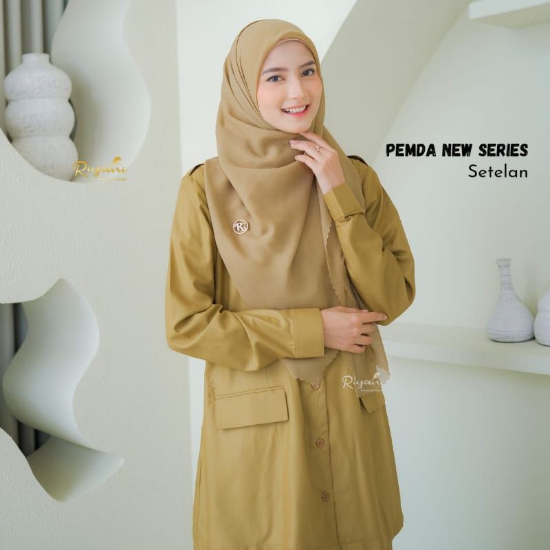 JILBAB SEGI EMPAT / SCARFT /  SERAGAM PEMDA RIYANI