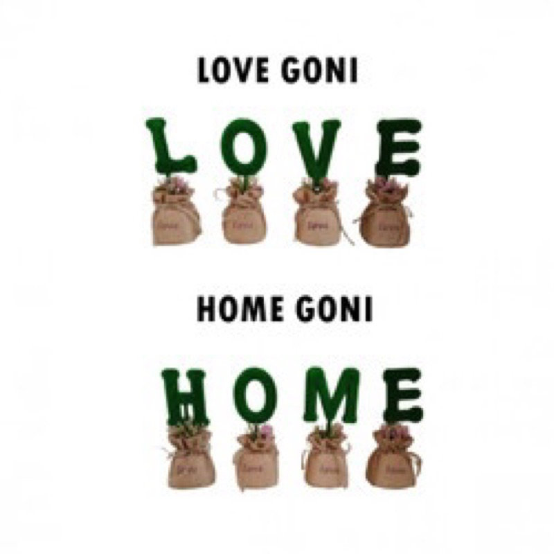 Tulisan Home / Love dengan pot karung.