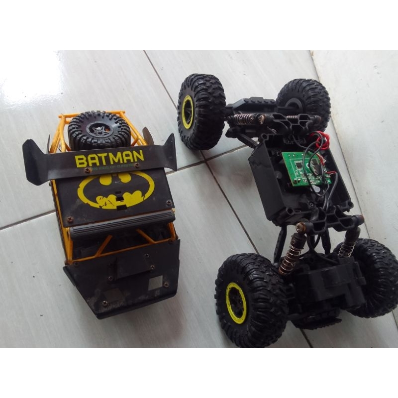 Mobil rc Rockrawler untuk 3 unit  1/16  PCB nempel