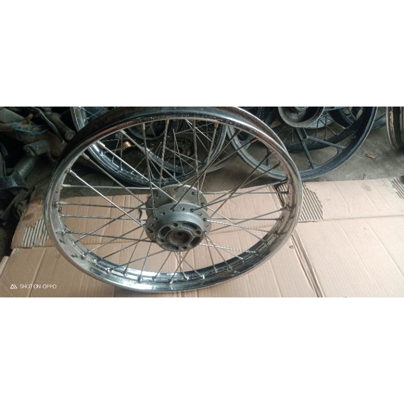 VELG PELEK DEPAN SUZUKI SMASH SHOGUN110/SECOND ORIGINAL