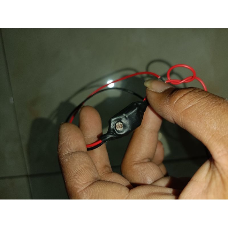 otomatis / sensor cahaya layangan