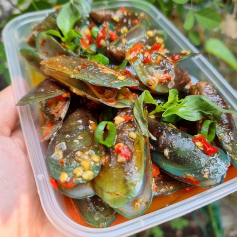 

Oseng Mercon Kerang Ijo