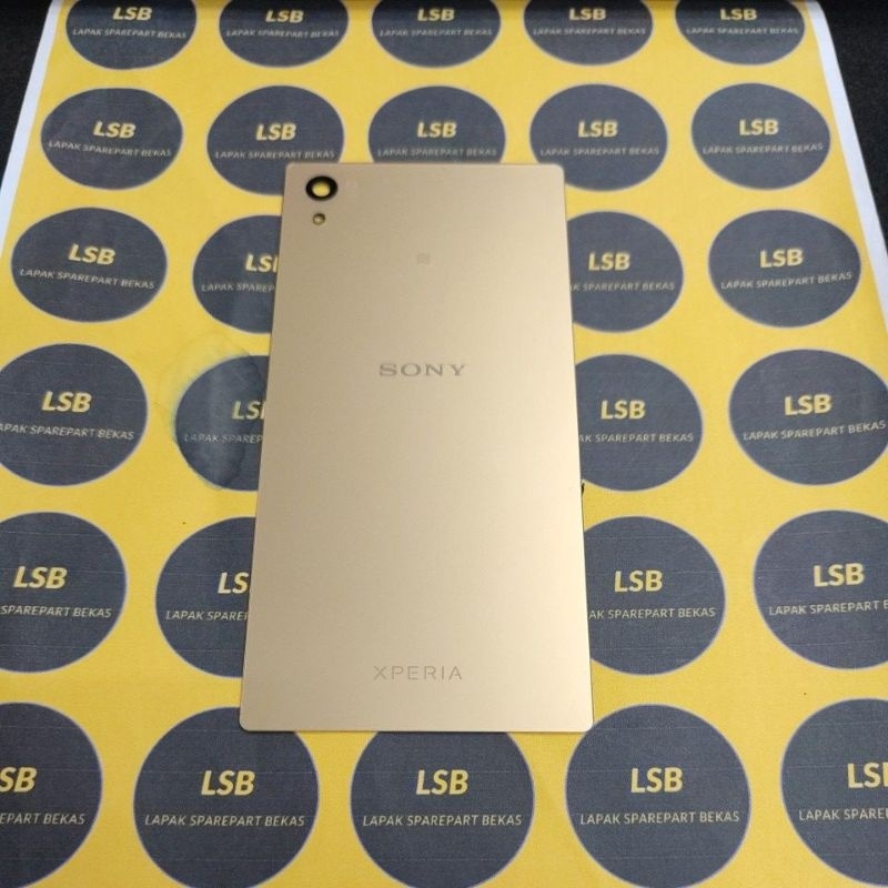 BACKGLASS SONY XPERIA Z5 DUAL E6683 GOLD ORIGINAL BEKAS