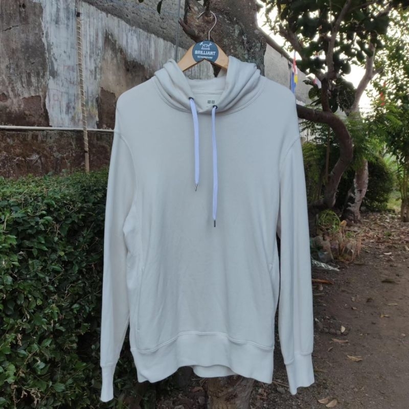 Hodie Uniqlo Broken White sz L